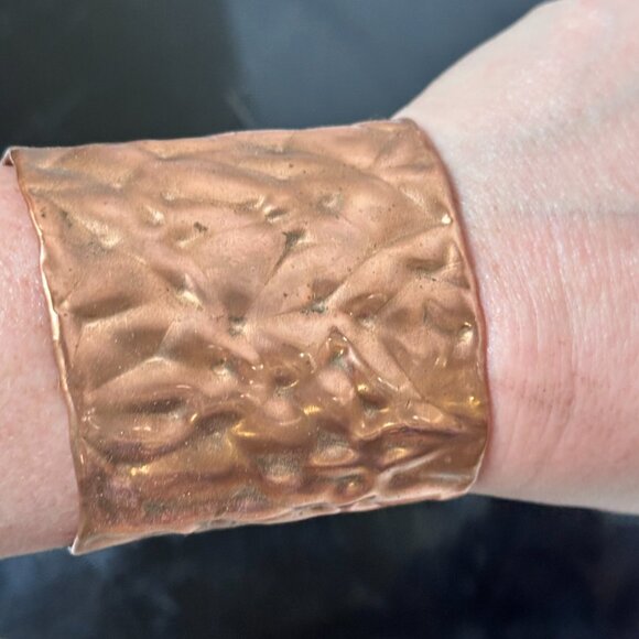 Solid Copper Cuff Bracelet Brutalist Modernist Handmade Statement Rustic Crinkle - Picture 12 of 13